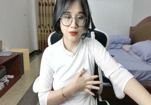 Anna Gấu Livestream thủ dâm cực đỉnh để kiếm tiền sinh hoạt