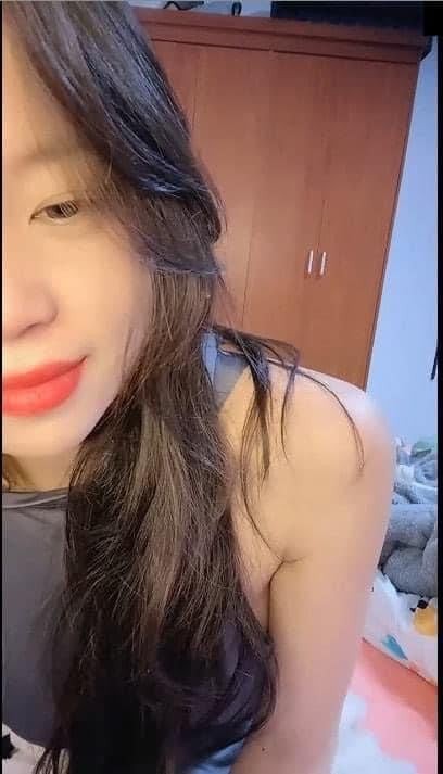 Lộ clip sex Nguyễn Thị Bích Vân 2k8 Chịch bạn zai sung sướng